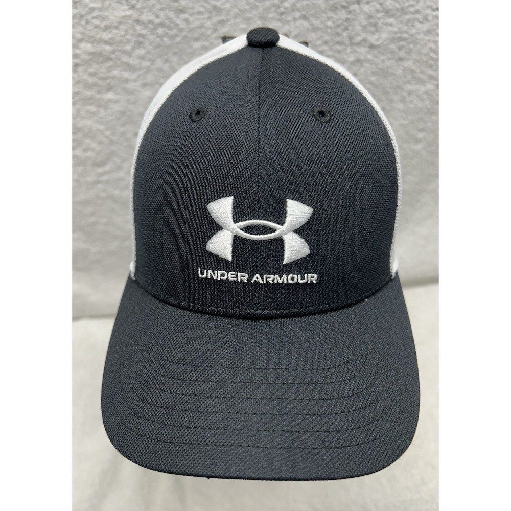 Under Armour Boys Adjustable Black Blitzing Trucker Hat